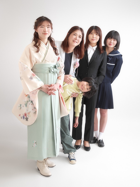 大学卒業記念撮影 家族写真